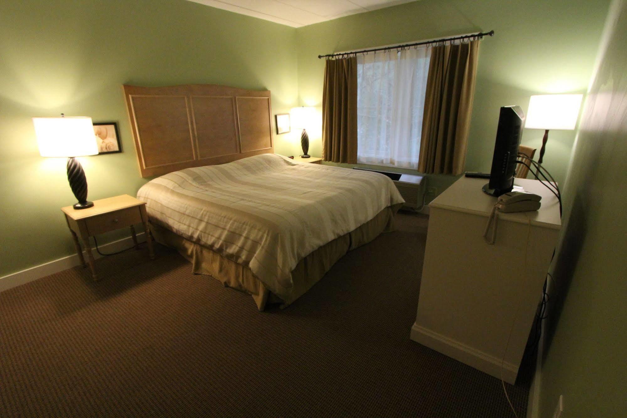 Holly Tree Resort West Yarmouth Extérieur photo