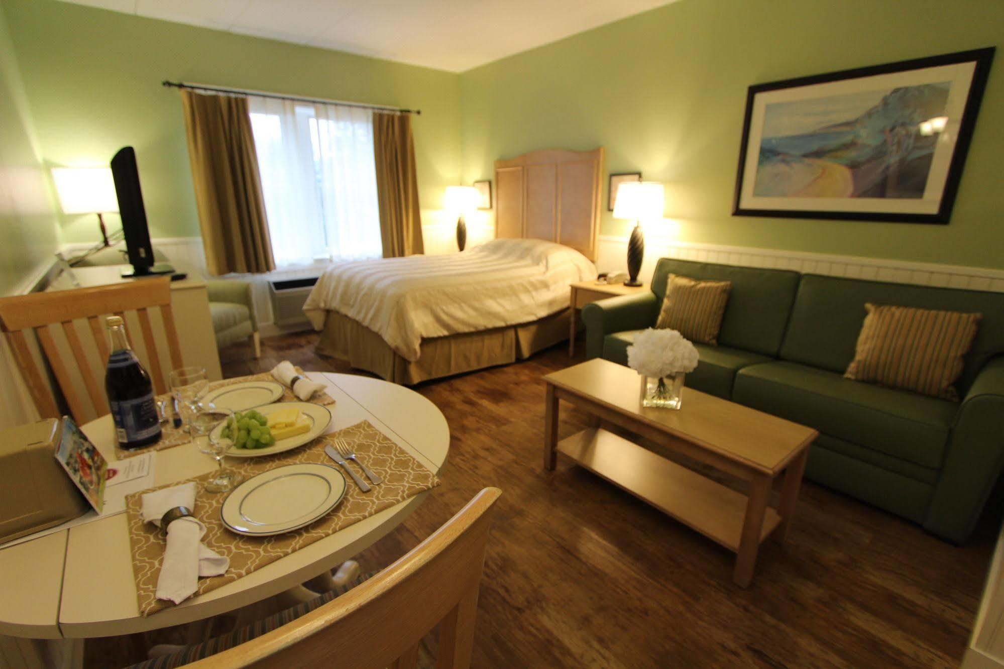 Holly Tree Resort West Yarmouth Extérieur photo